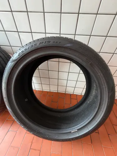 Pneu runflat pirelli 19 