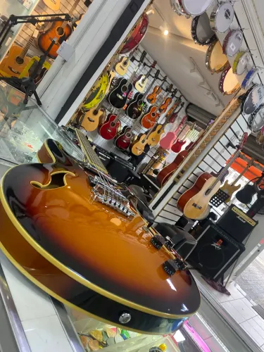 Guitarra ibanez semi acústica As73 Bs