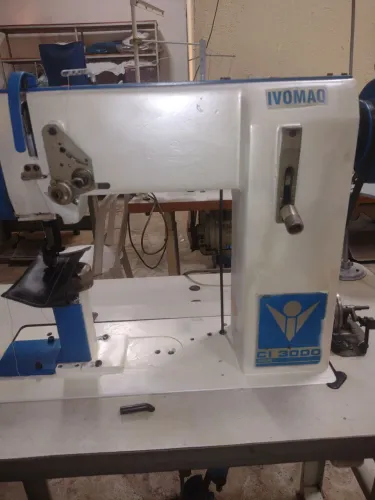 Máquina de coluna de Rodízio Ivomaq CI 3000