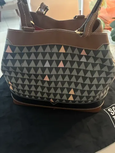 Vendo bolsa Schutz Original 