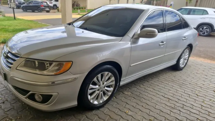 Hyundai Azera GLS 3.3 V6 24V 4P Aut. 2011
