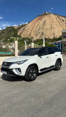 Toyota Hilux SW4 SRX Diamo. 4X4 2.8 TB DIE AUT 2020
