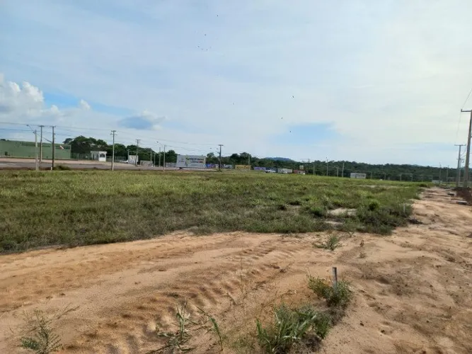 A.Moura Gestor Imobiliário-Aluga ou Vende Um Loteamento 9.000m margem da Fernando Guilhon