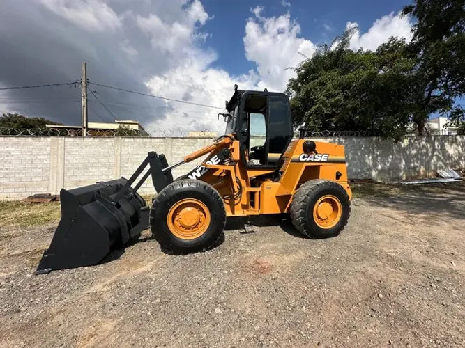 Pa carregadeira Case W20E 2011