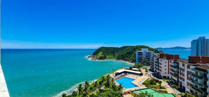 Condominio Penhasco das Gaivotas, Apartamento a venda com vista mar.