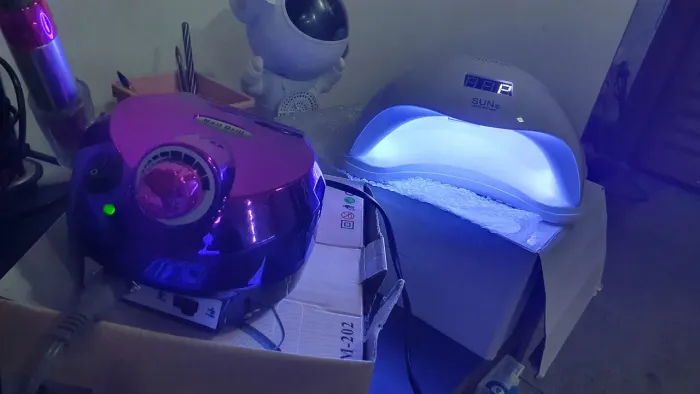 Kit Manicure e Pedicure com Lâmpada UV