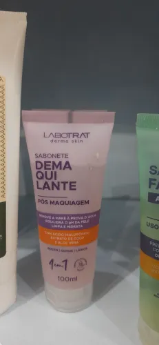 Pós maquiagem demaquilante sabonete