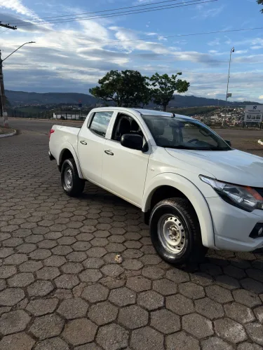 Mitsubishi L200 Triton Sport GL 2.4 Diesel 2023