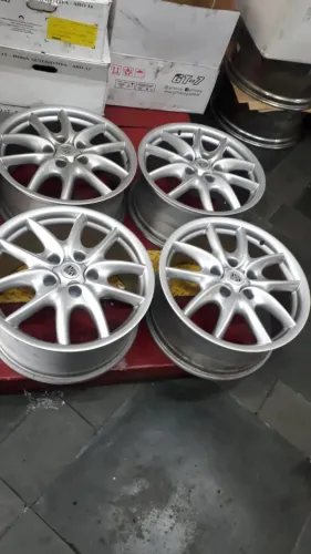 jogo de rodas porsche 19x9 5x130 et60 prata seminova