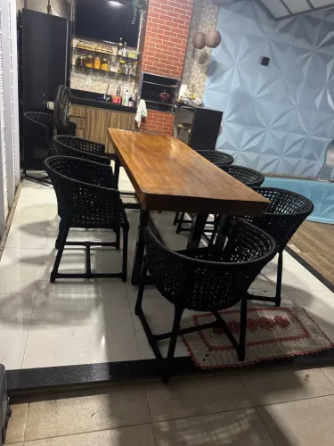 Jogo de mesa retangular com cadeiras 