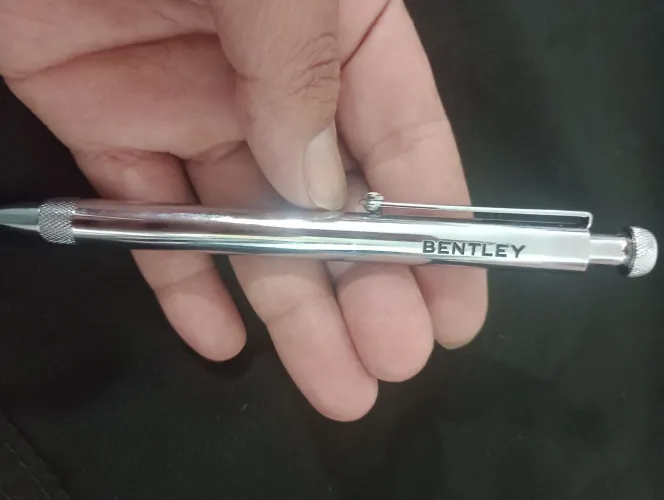 Caneta Bentley 