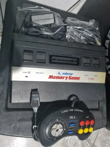Atari Milmar 128 jogos na memoria