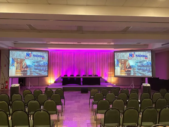 Iluminação cênica para eventos 