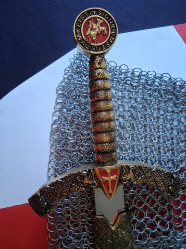 Espada Templário + Escudo + Coifa
