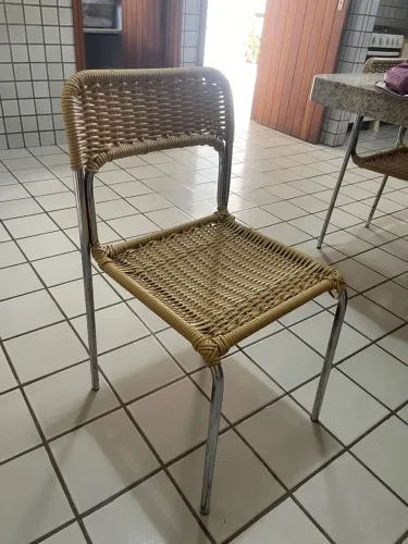 Cadeira de Jantar em Fibra Natural e Estrutura Cromada