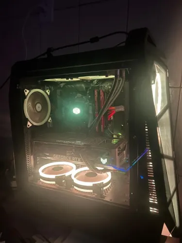 PC GAMER RAYZEN 5 5600X TUF 4060TI