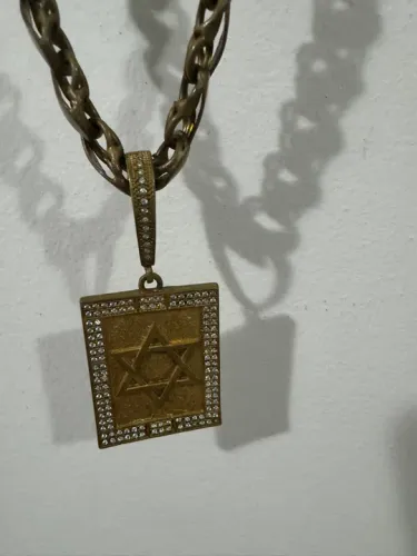 ATT : CORRENTE NOVA SEM USO DE MOEDA ANTIGA COM PINJENTE E ANÉIS ! 