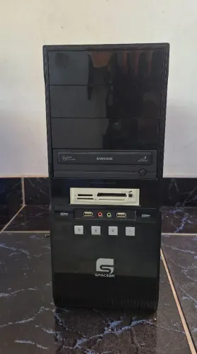 Gabinete ATX