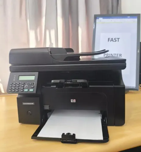 Impressora HP LaserJet M1212 MFP Ethernet laser econômica 