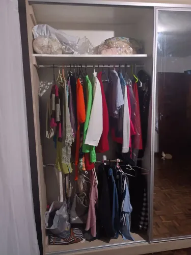 Guarda roupa solteiro feito sob medida