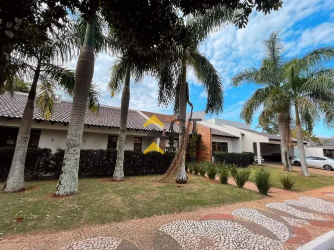 Casa à venda, 600 m² por R$ 6.000.000,00 - Condomínio Residencial Tucanos - Londrina/PR