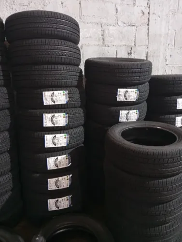 Pneu para carga 205/70-15 8 lonas borracha Vipal 310,00 á vista