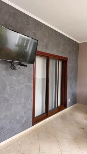Pinturas em geral.lavacao de telhados.massa corrida.