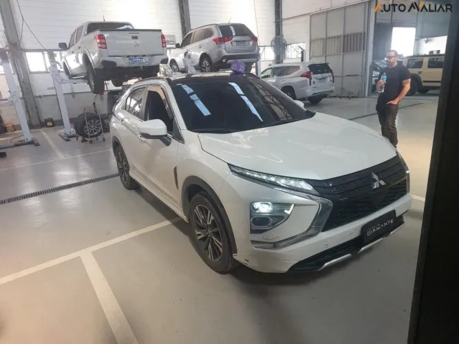 Mitsubishi Eclipse Cross HPE-S Sport 1.5 2024 - Edson Basílio 