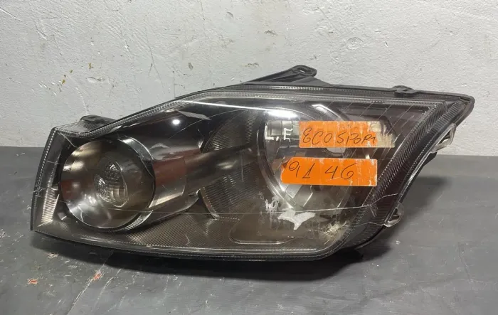 Farol EcoSport 2012 lado esquerdo