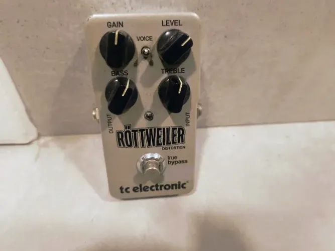 Pedal Tc Eletronic Distortion Rottweiler