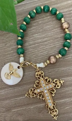 Pulseiras personalizadas,feitas a mão com a imagem que vc deseja.
