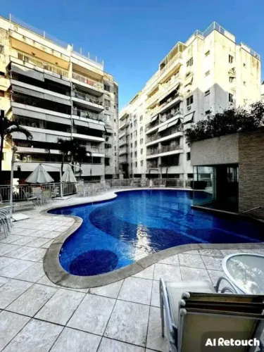 Apartamento , com 2 Quartos , no Condomínio Jardins do Valqueire.