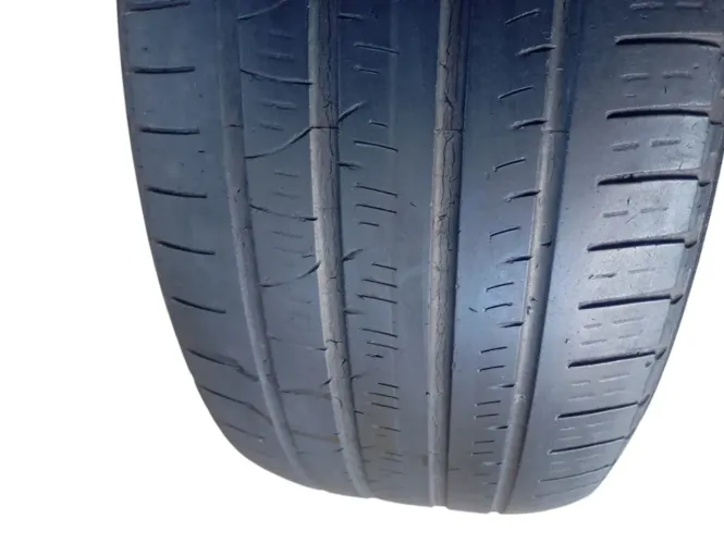 Pneu 255/55/19 usado Pirelli 