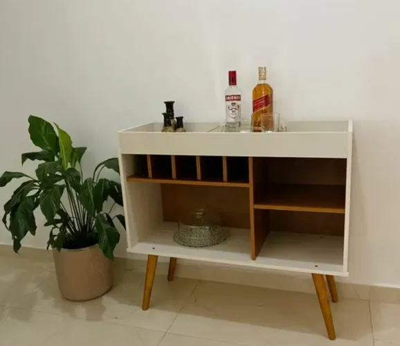 Aparador com adega e nichos - estilo moderno e retrô