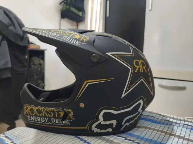 Capacete Fox rampage de downhill