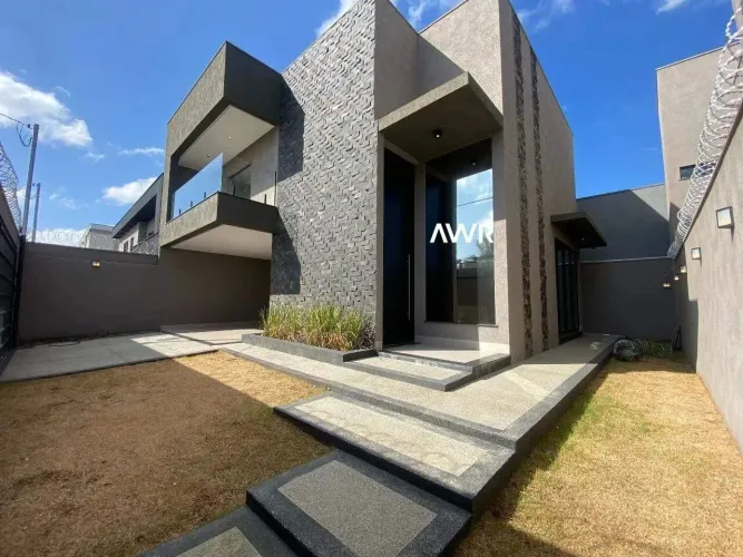 Sobrado 3 suítes à Venda no Moinho dos Ventos  Goiânia/GO