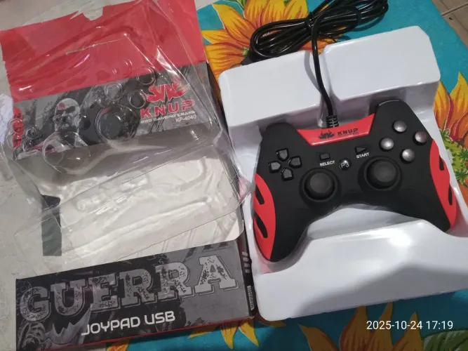 Controle PS3 com Fio novo na caixa faço Olx pay 