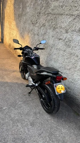 Vendo cb300 nova de mais