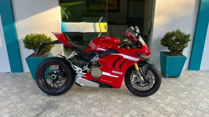 Ducati Panigale v4s