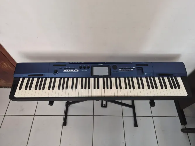 Teclado Casio Privia PX 560M