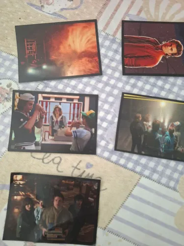 Figurinhas stranger things 59, 70, 91, 139, 180