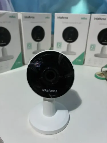Câmera Inteligente Interna Wi-fi HD IMX1 Branca Intelbras