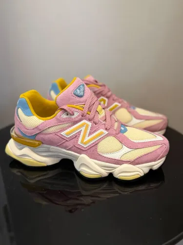 Vendo Tênis New Balance 9060 Feminino