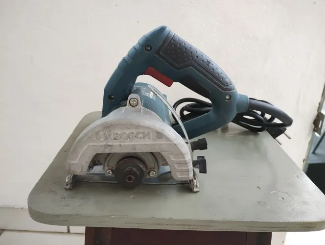Serra mármore Bosch GDC 151
