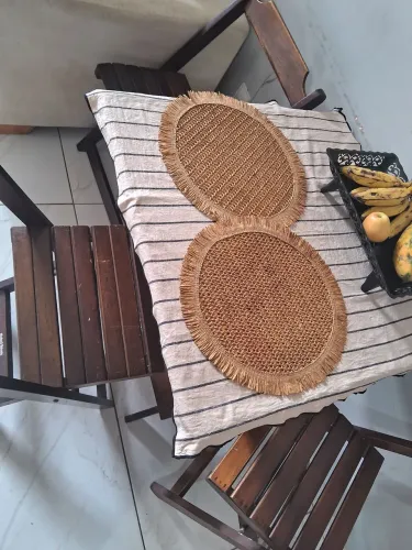 Mesa com 3 cadeiras madeira