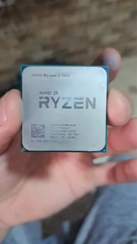 Kit Ryzen 5 1400 + 8gb ddr4 + placa mãe AM4 RoHS
