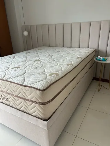Vendo BOX BAÚ E CABECEIRA MODULAR
