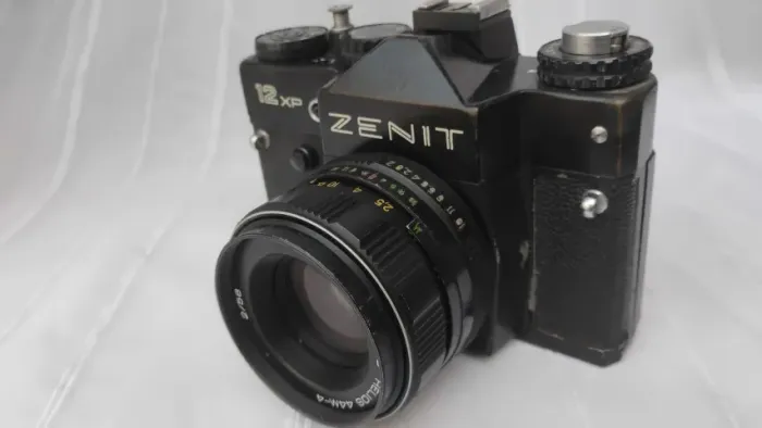 Máquina Fotografica Zenit 12 XP Analógica 