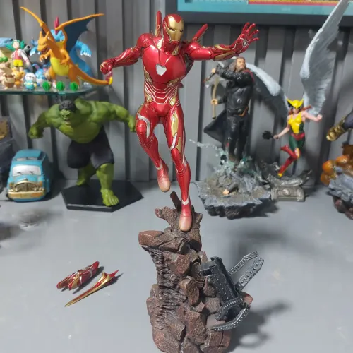 Estátua Iron Man Mark L - vingadores iron studios (não acompanha caixa)