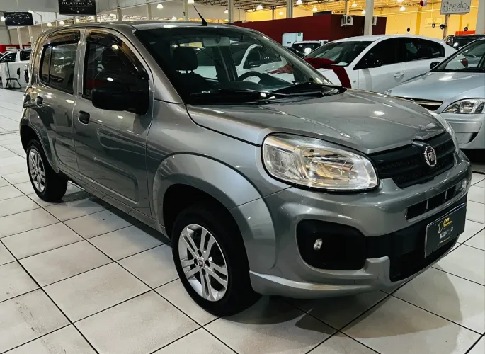 Fiat Uno Attractive 1.0 Flex 6V 5P 2017